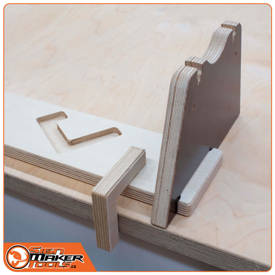 Clamp and bracket fastening on AppFIX vinyl pre-mask dispenser