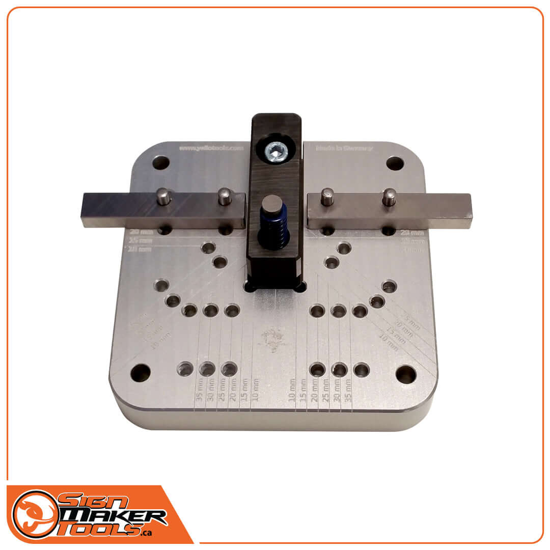 Guide plate for PowerPunch Hole Module with horizontal stops installed