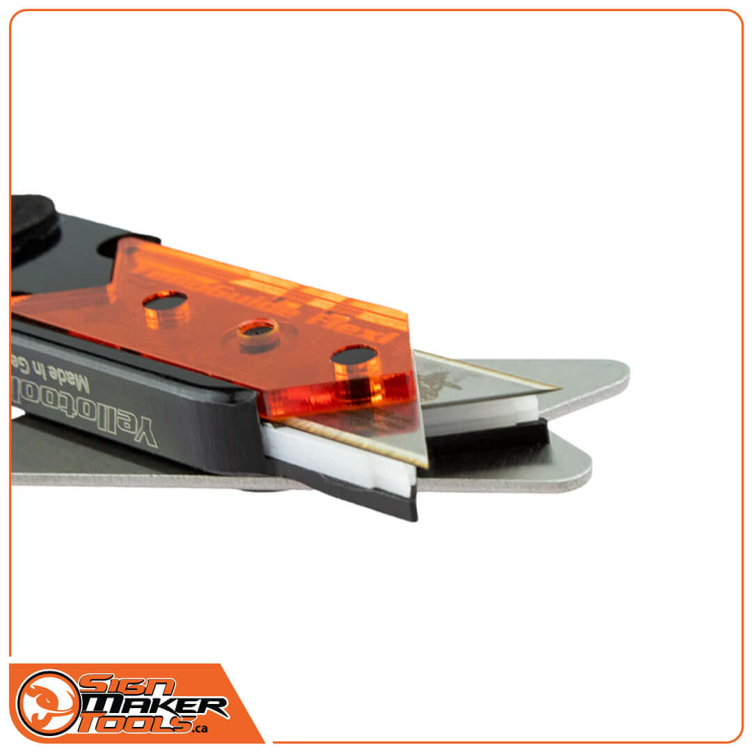 Close-up of YelloGuide Flexi2 blade and adjustable distance plate